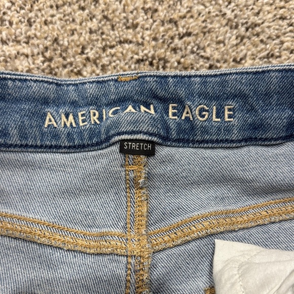 American Eagle Stylish Blue Distressed Women Jeans - Picture 2 of 3